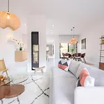 Fabulous 4 Bedrooms Near Zwin With A Garden Feriehus