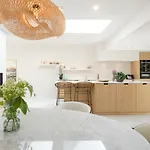 Fabulous 4 Bedrooms Near Zwin With A Garden Knokke-Heist