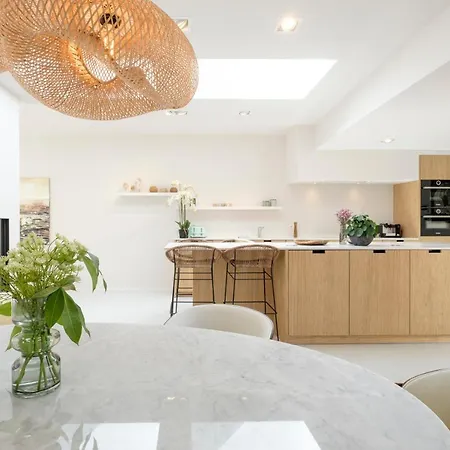 Fabulous 4 Bedrooms Near Zwin With A Garden Knokke-Heist