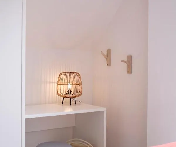 Fabulous 4 Bedrooms Near Zwin With A Garden Casa vacanze Knokke-Heist