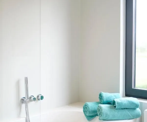 Fabulous 4 Bedrooms Near Zwin With A Garden Knokke-Heist