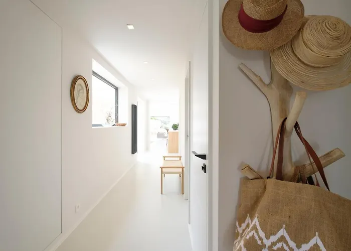 Casa vacanze Fabulous 4 Bedrooms Near Zwin With A Garden *